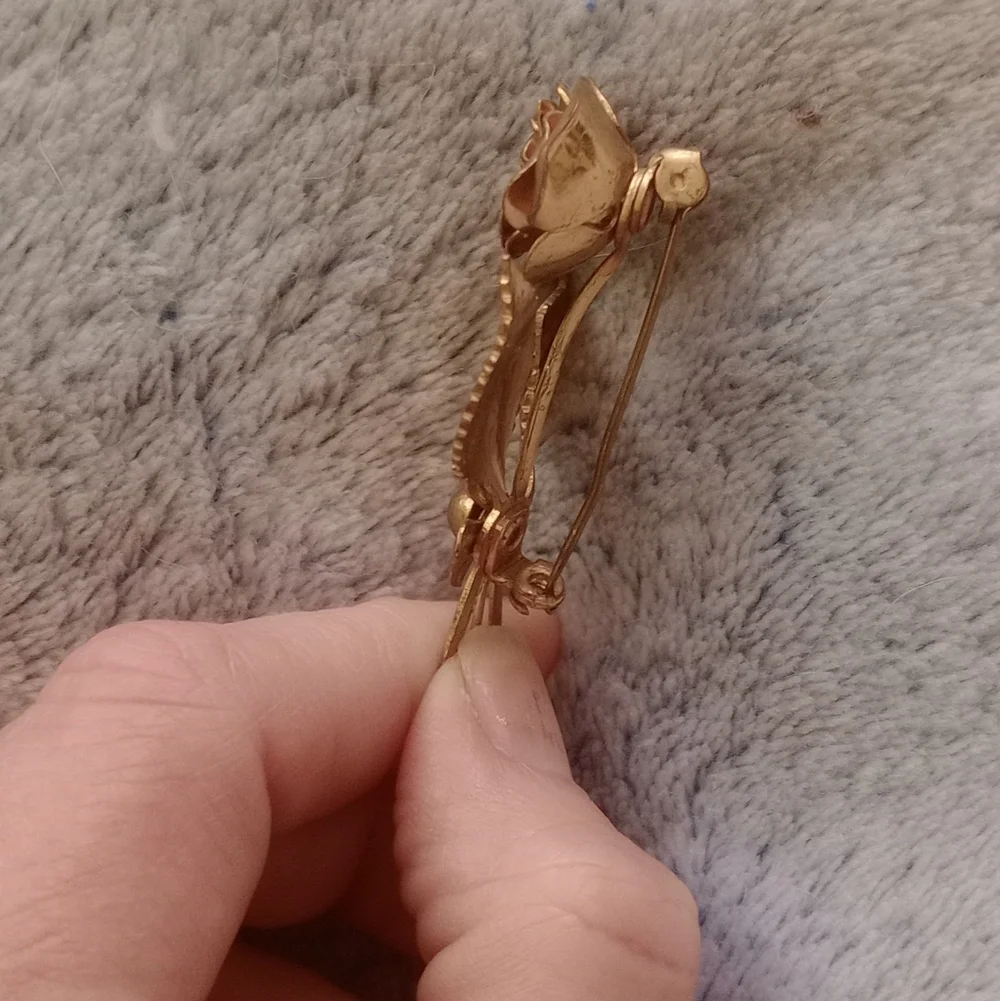 Vintage Coro Gold-Tone Rose Brooch | Signed Floral Pin with Textured Leaves